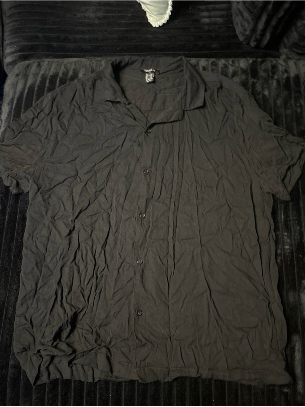 Forever 21 Men's Black Short-Sleeve Button-Down Shirt